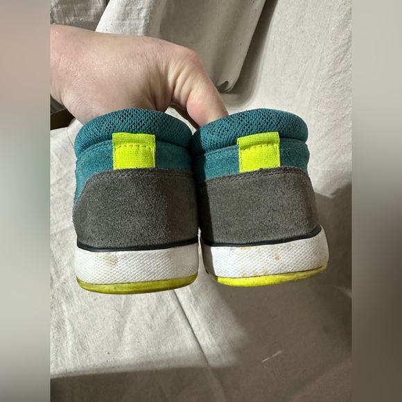 Suede Volcom sneakers good used condition side 11 men’s - Picture 5 of 10